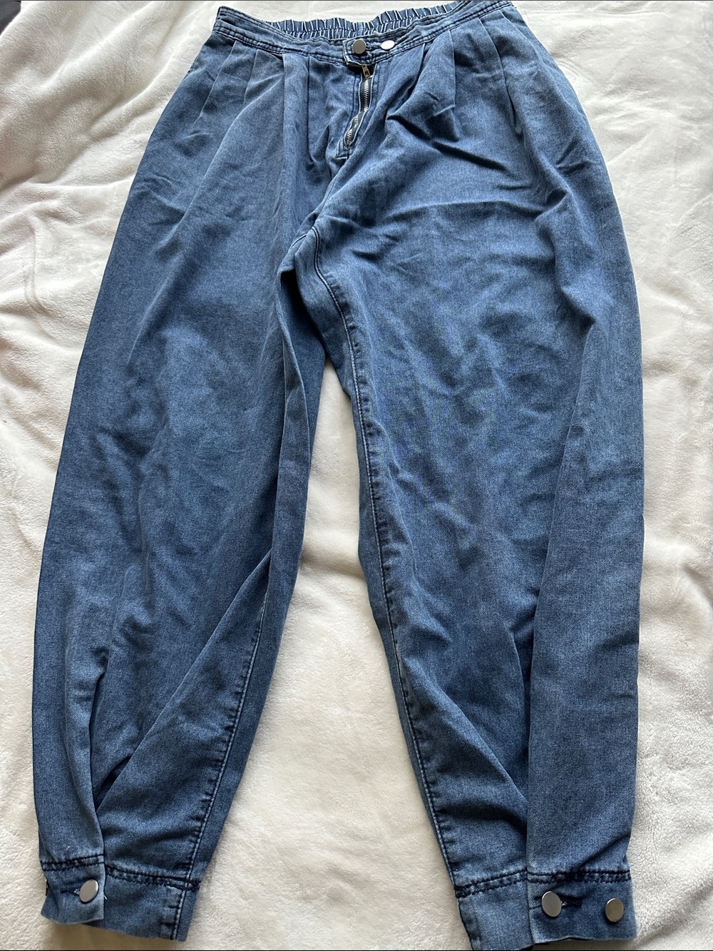 Classic Women's Blue Denim Jogger Jeans